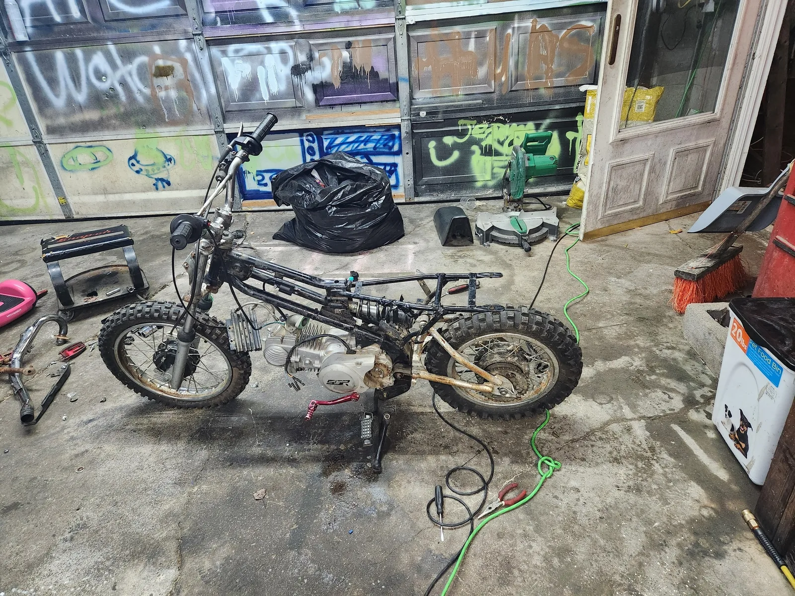 Off-road machine repair work